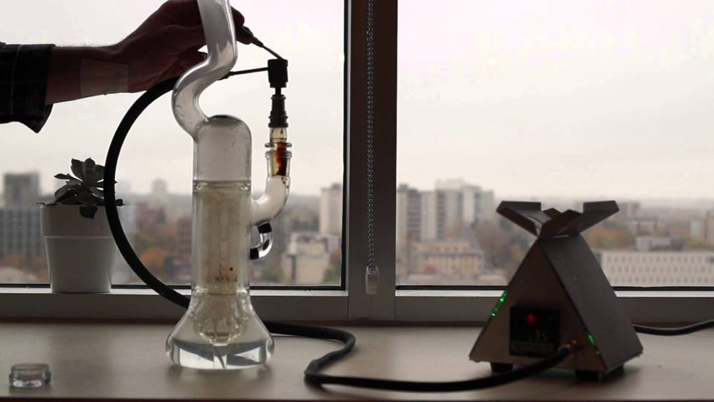 The Beginner’s Guide to Dab Rigs | California Weed Blog