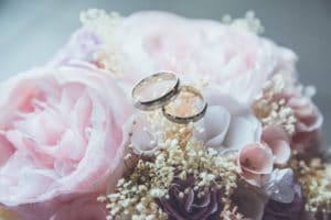 Wedding bouquet with rings